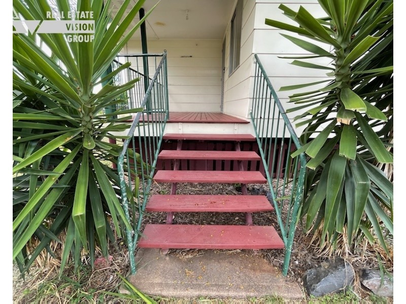 21 Eucalyptus St, Blackwater QLD 4717