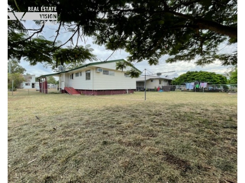 21 Eucalyptus St, Blackwater QLD 4717