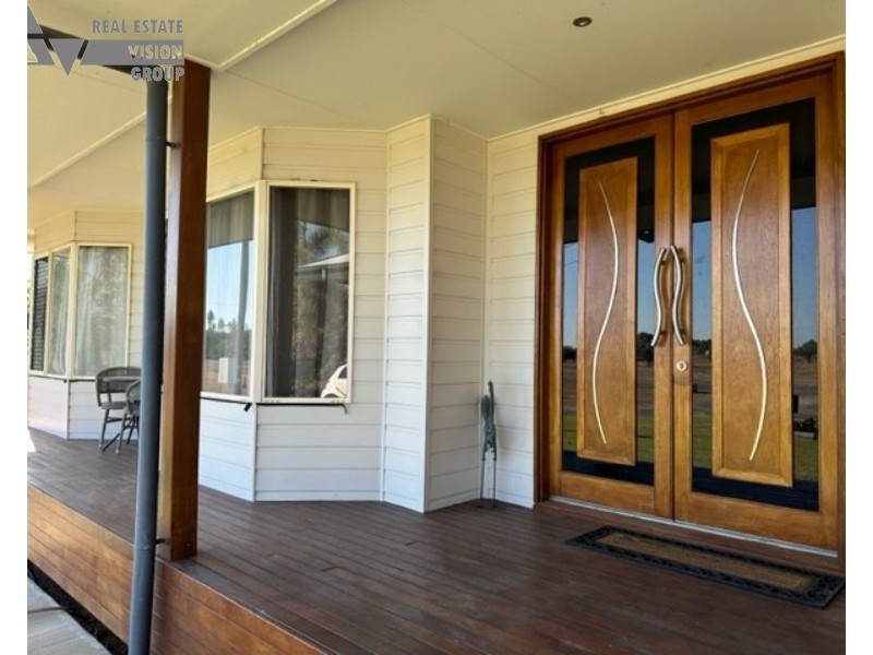 12C Edgewood Dr, Emerald QLD 4720