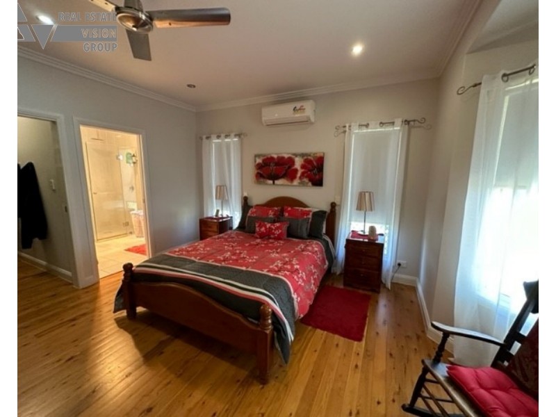 12C Edgewood Dr, Emerald QLD 4720