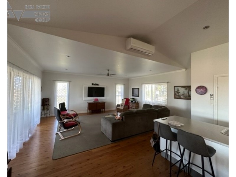 12C Edgewood Dr, Emerald QLD 4720