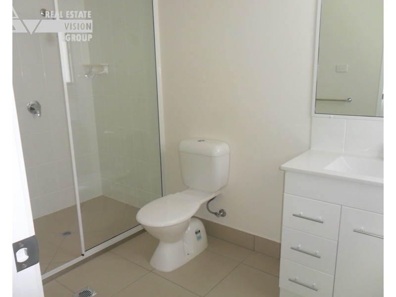 Unit 2/16 Bauman Way, Blackwater QLD 4717