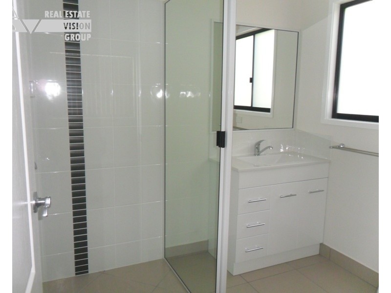 Unit 2/16 Bauman Way, Blackwater QLD 4717