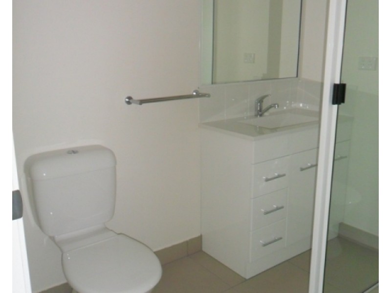 Unit 2/16 Bauman Way, Blackwater QLD 4717