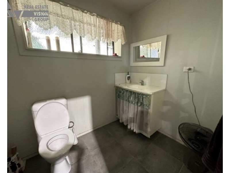 6 Topaz St, Emerald QLD 4720