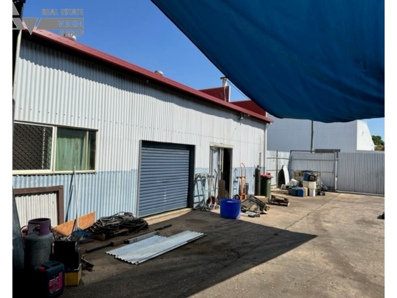 6 Topaz St, Emerald QLD 4720