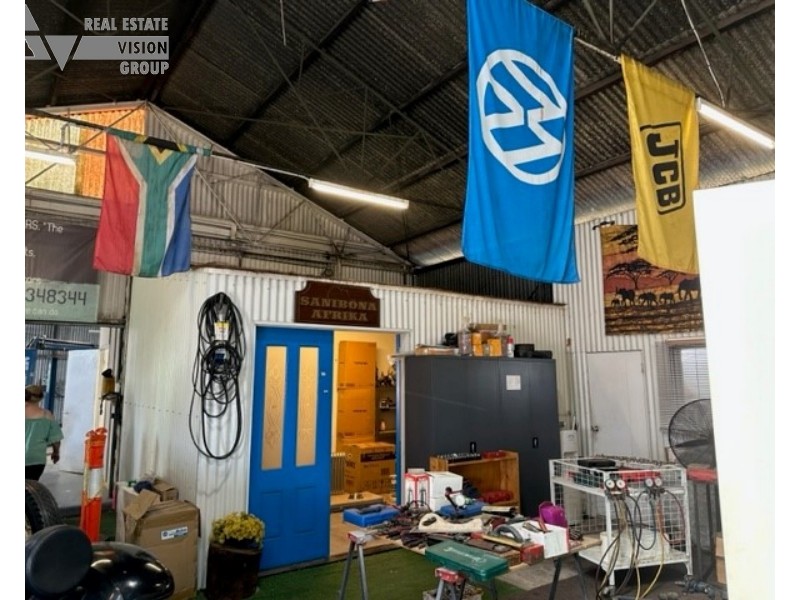 6 Topaz St, Emerald QLD 4720