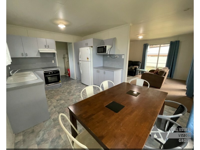 25 Bean Street, Blackwater QLD 4717