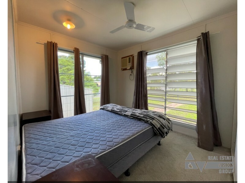 25 Bean Street, Blackwater QLD 4717