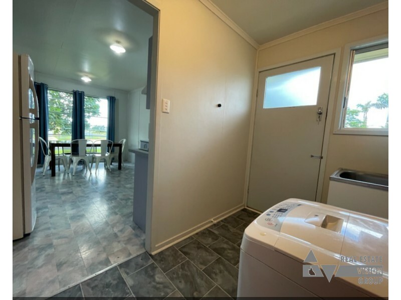 25 Bean Street, Blackwater QLD 4717