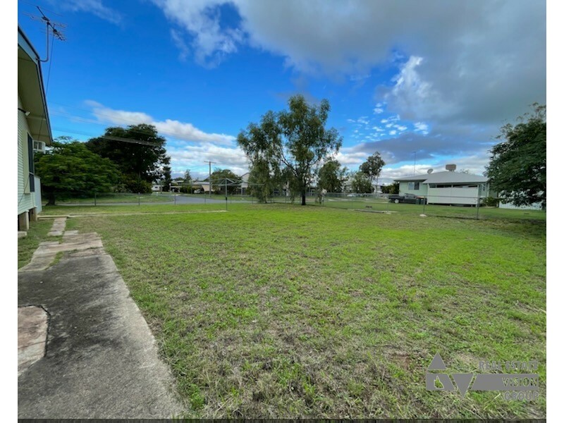 25 Bean Street, Blackwater QLD 4717
