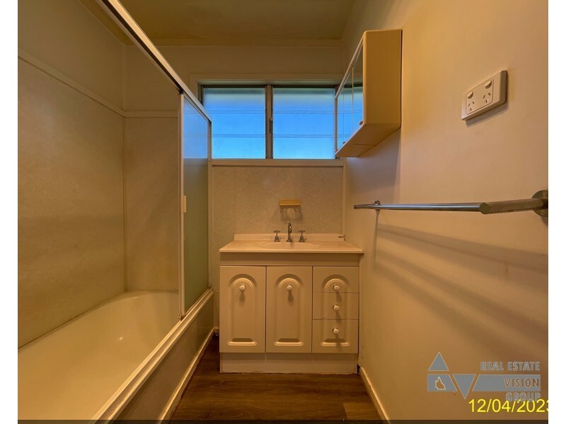 23 Bean Street, Blackwater QLD 4717