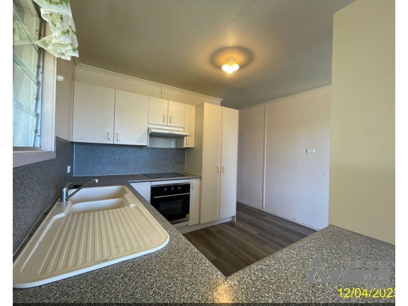 23 Bean Street, Blackwater QLD 4717