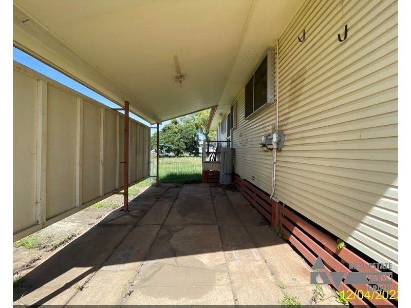 23 Bean Street, Blackwater QLD 4717