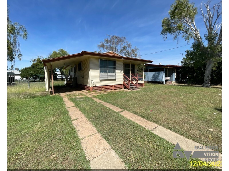 23 Bean Street, Blackwater QLD 4717