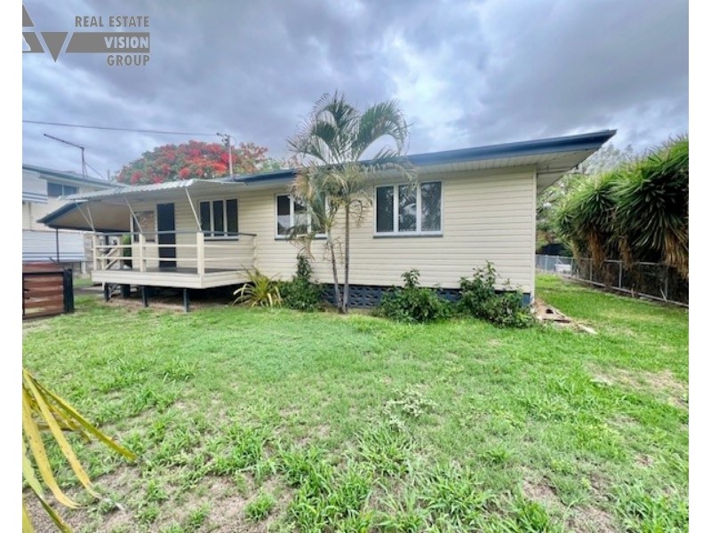 4 Donkin St, Emerald QLD 4720