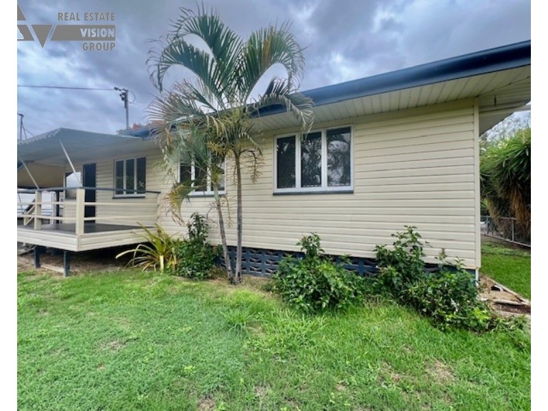 4 Donkin St, Emerald QLD 4720