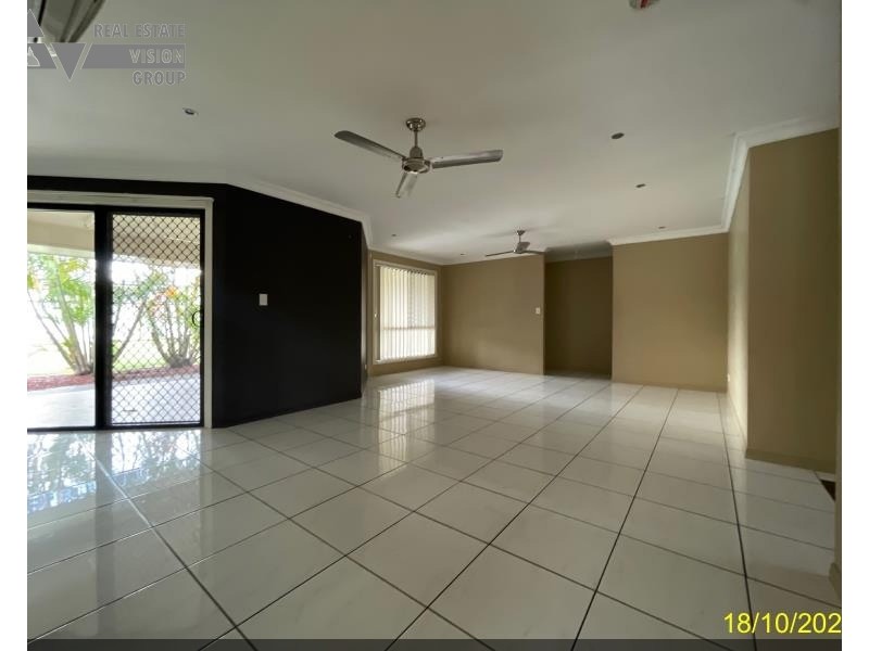21 Sandalwood St, Blackwater QLD 4717