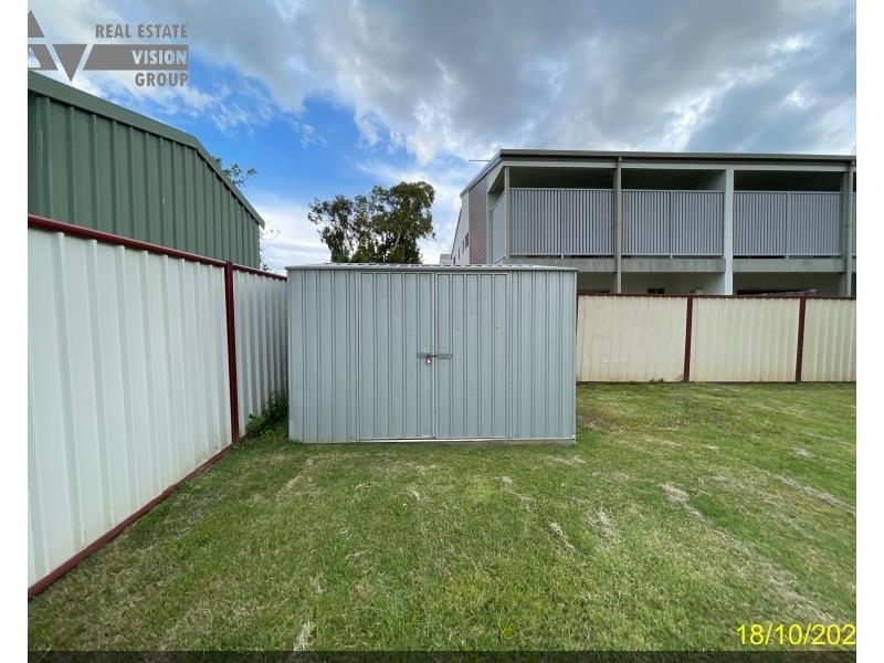 21 Sandalwood St, Blackwater QLD 4717