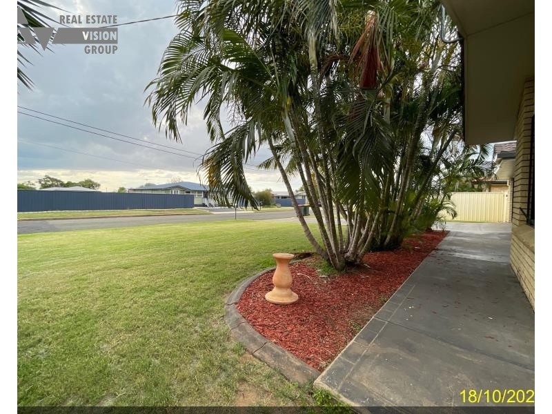 21 Sandalwood St, Blackwater QLD 4717