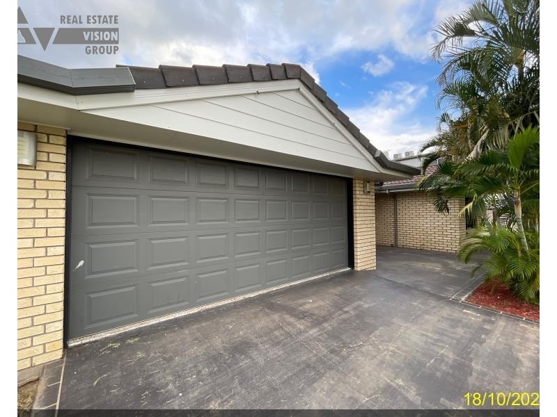 21 Sandalwood St, Blackwater QLD 4717