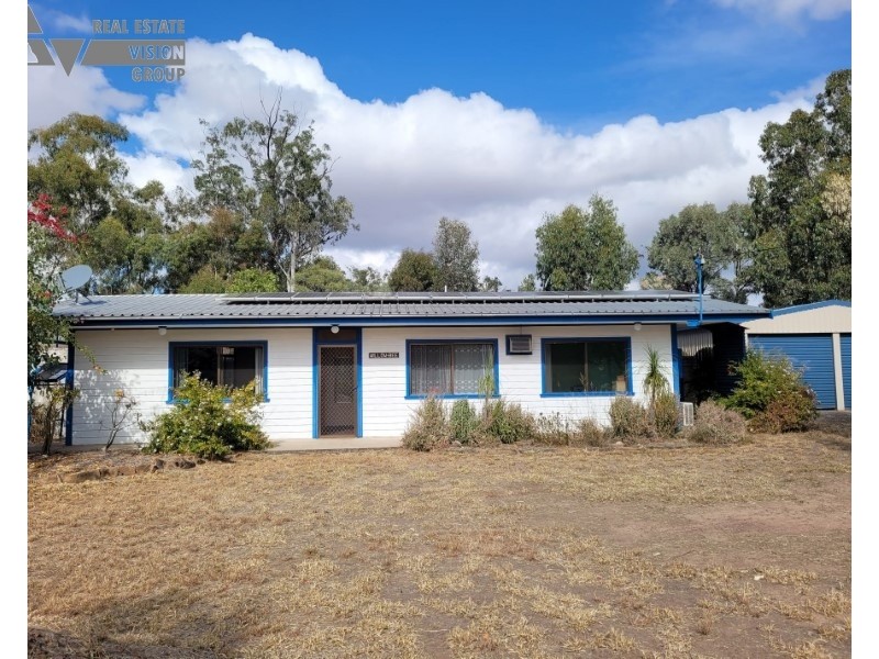 33 Willoughby St, Willows QLD 4702