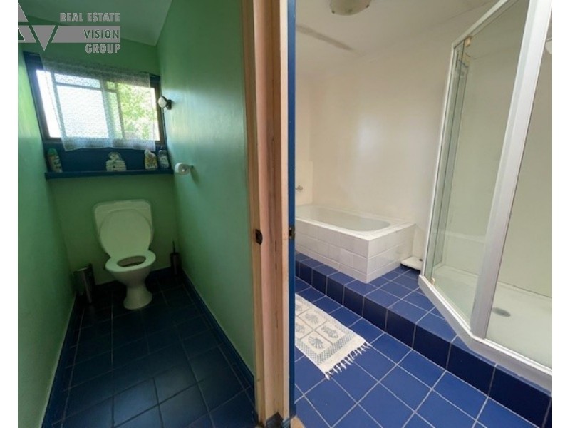 33 Willoughby St, Willows QLD 4702