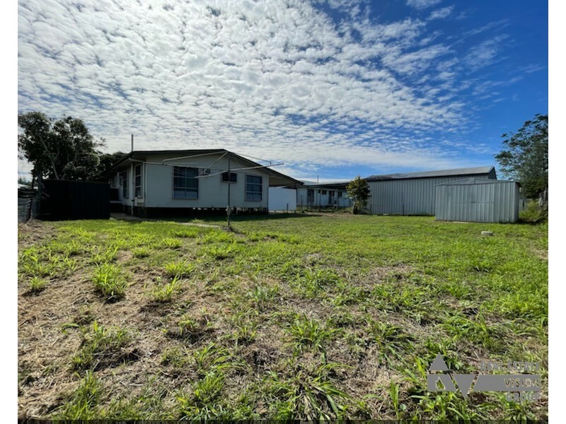 9 Bean Street, Blackwater QLD 4717