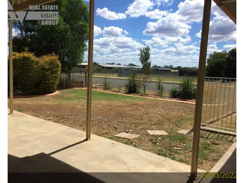 29 Hunter Street, Blackwater QLD 4717