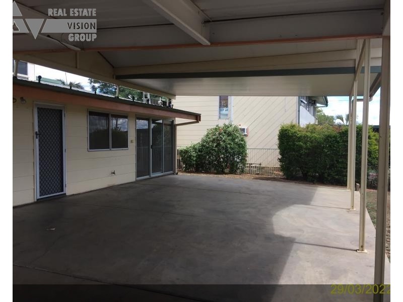 29 Hunter Street, Blackwater QLD 4717