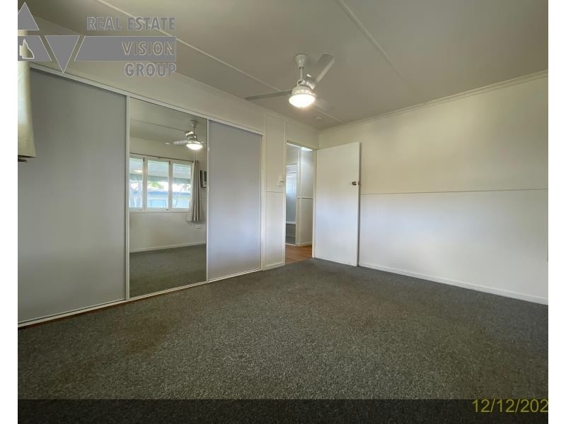 4 Seeman St, Blackwater QLD 4717