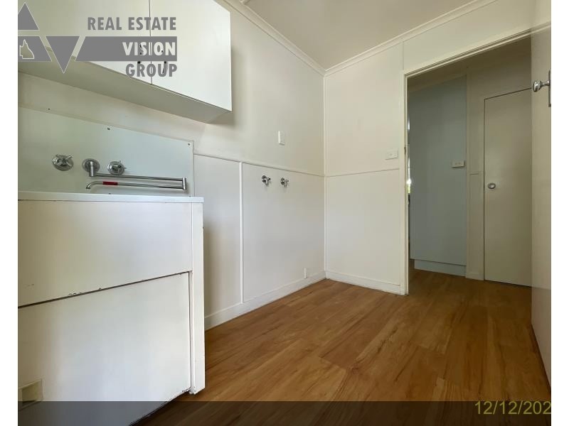 4 Seeman St, Blackwater QLD 4717