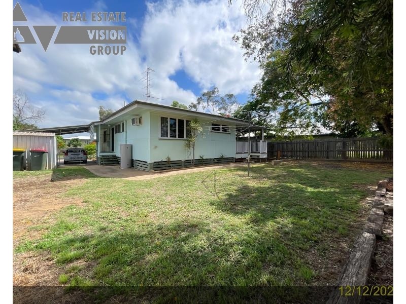 4 Seeman St, Blackwater QLD 4717