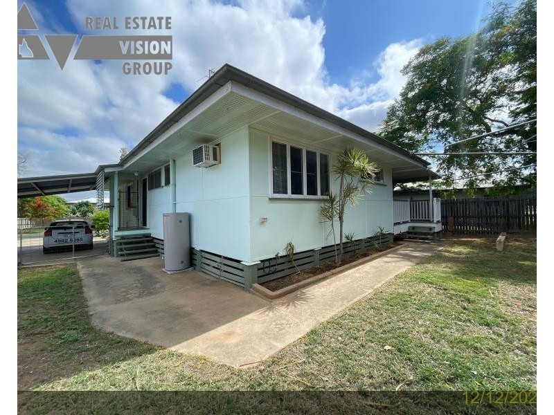 4 Seeman St, Blackwater QLD 4717