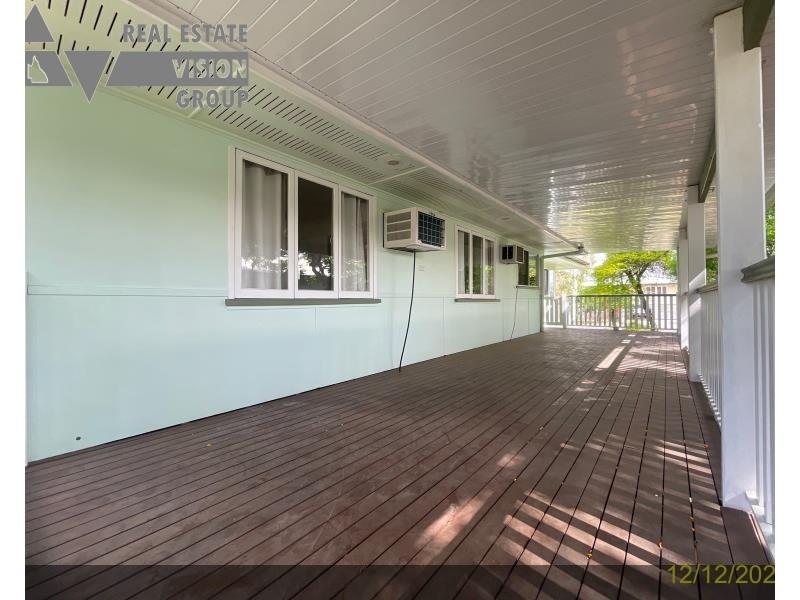 4 Seeman St, Blackwater QLD 4717
