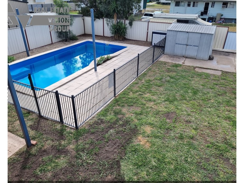 10 Boronia Street, Blackwater QLD 4717