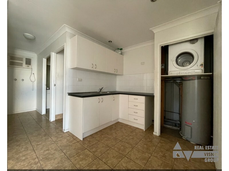 8 Wilga St, Blackwater QLD 4717