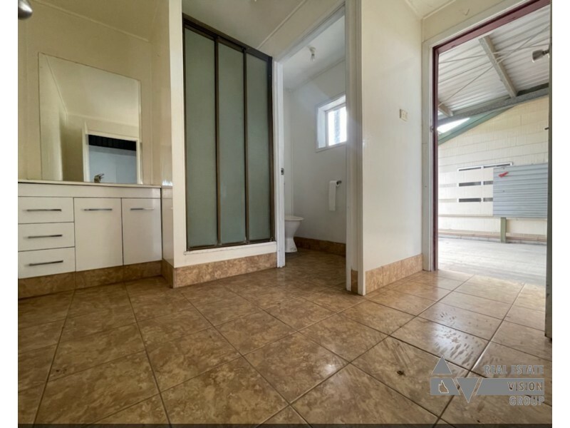 8 Wilga St, Blackwater QLD 4717