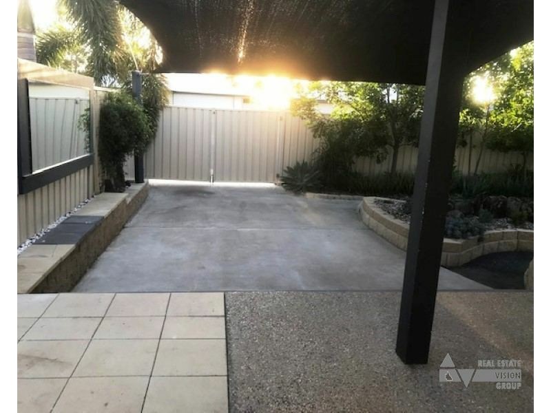 Unit 2/3 Duroux St, Emerald QLD 4720