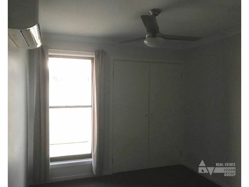 Unit 2/3 Duroux St, Emerald QLD 4720