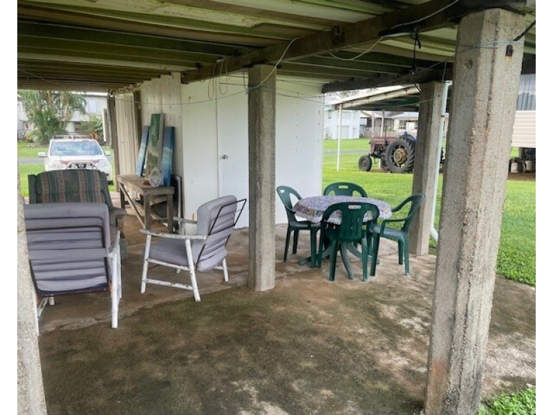 44 Peters Ave, Midge Point QLD 4799