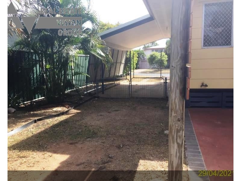 9 Boronia Street, Blackwater QLD 4717