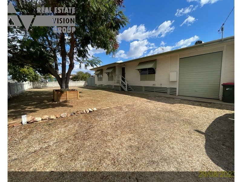 9 Columba St, Blackwater QLD 4717