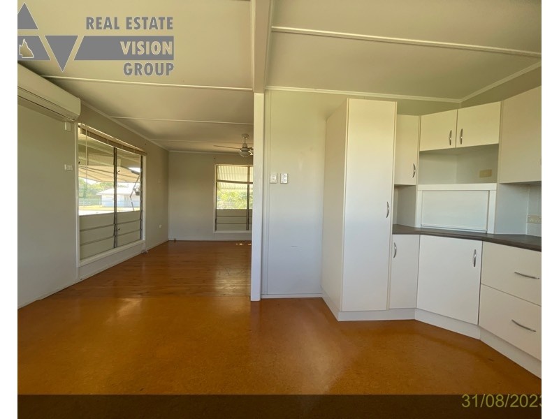 9 Columba St, Blackwater QLD 4717