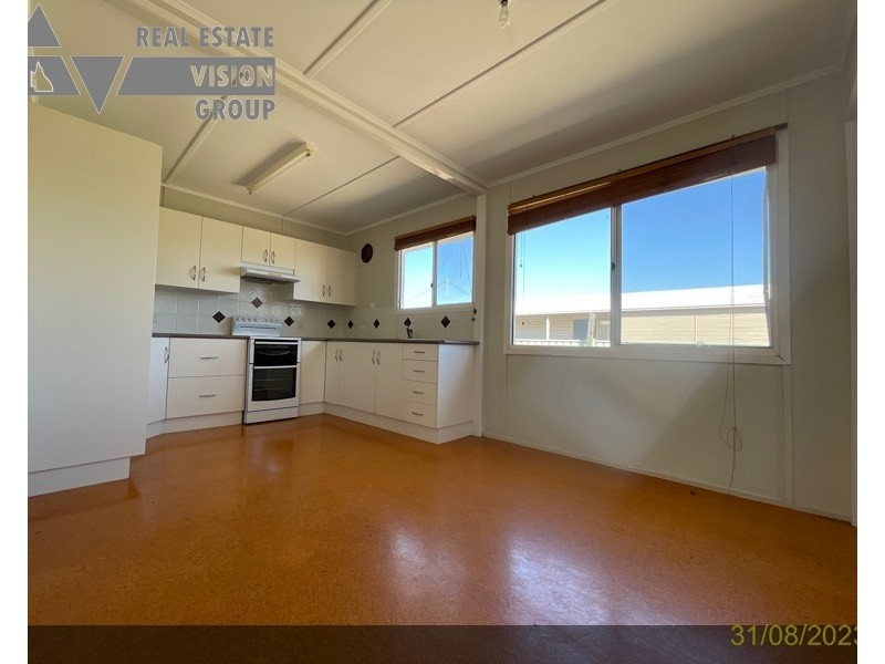 9 Columba St, Blackwater QLD 4717