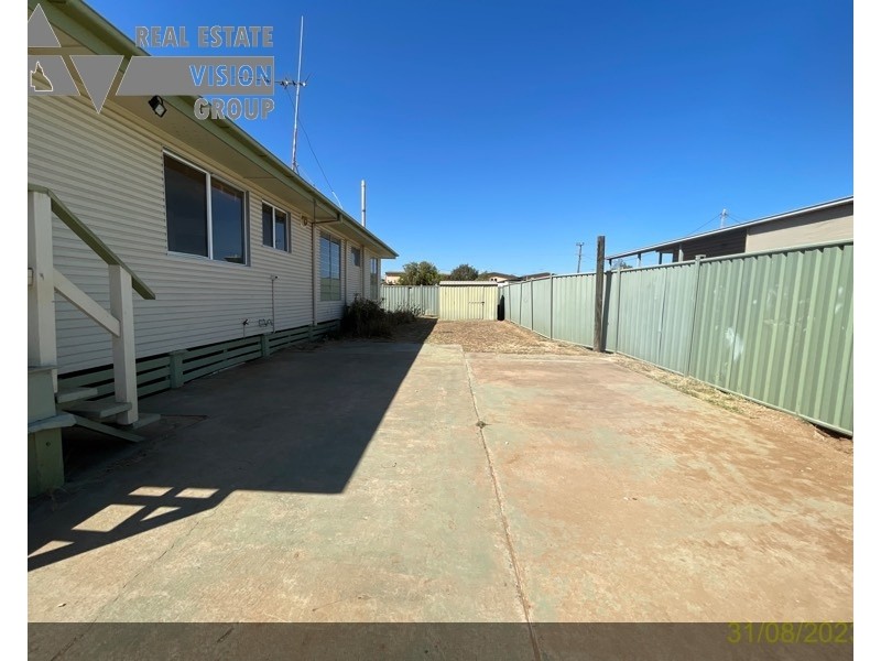 9 Columba St, Blackwater QLD 4717