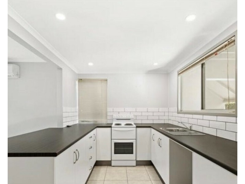 Unit 3/3 Maeva St, Jubilee Pocket QLD 4802