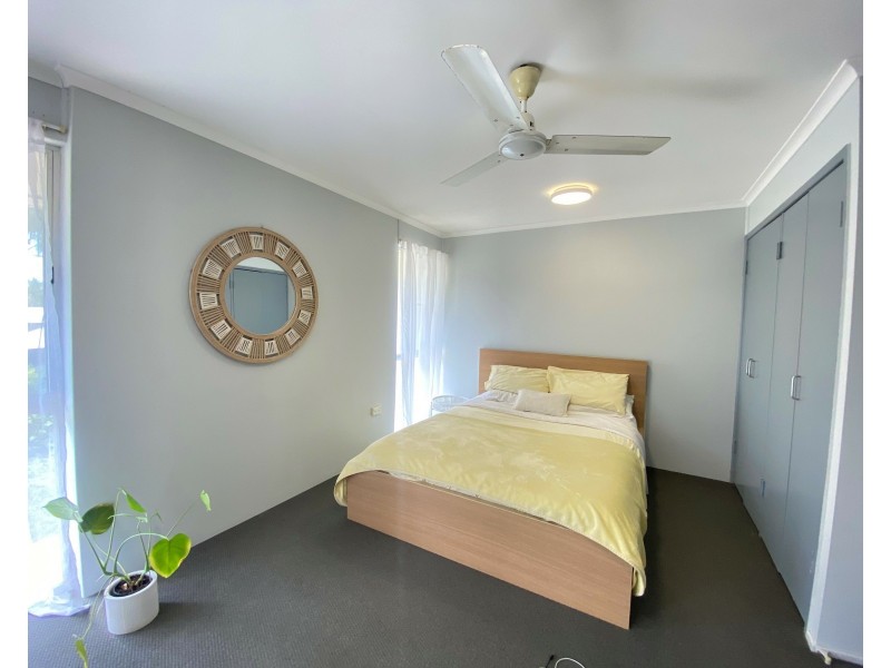 Unit 3/3 Maeva St, Jubilee Pocket QLD 4802