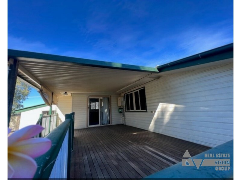 116 Hospital Rd, Emerald QLD 4720