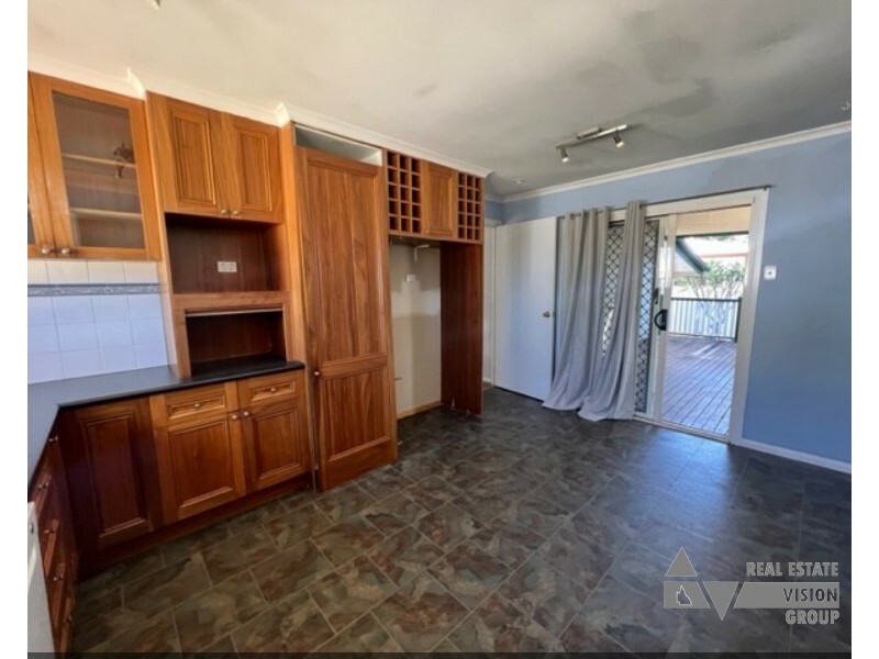 116 Hospital Rd, Emerald QLD 4720